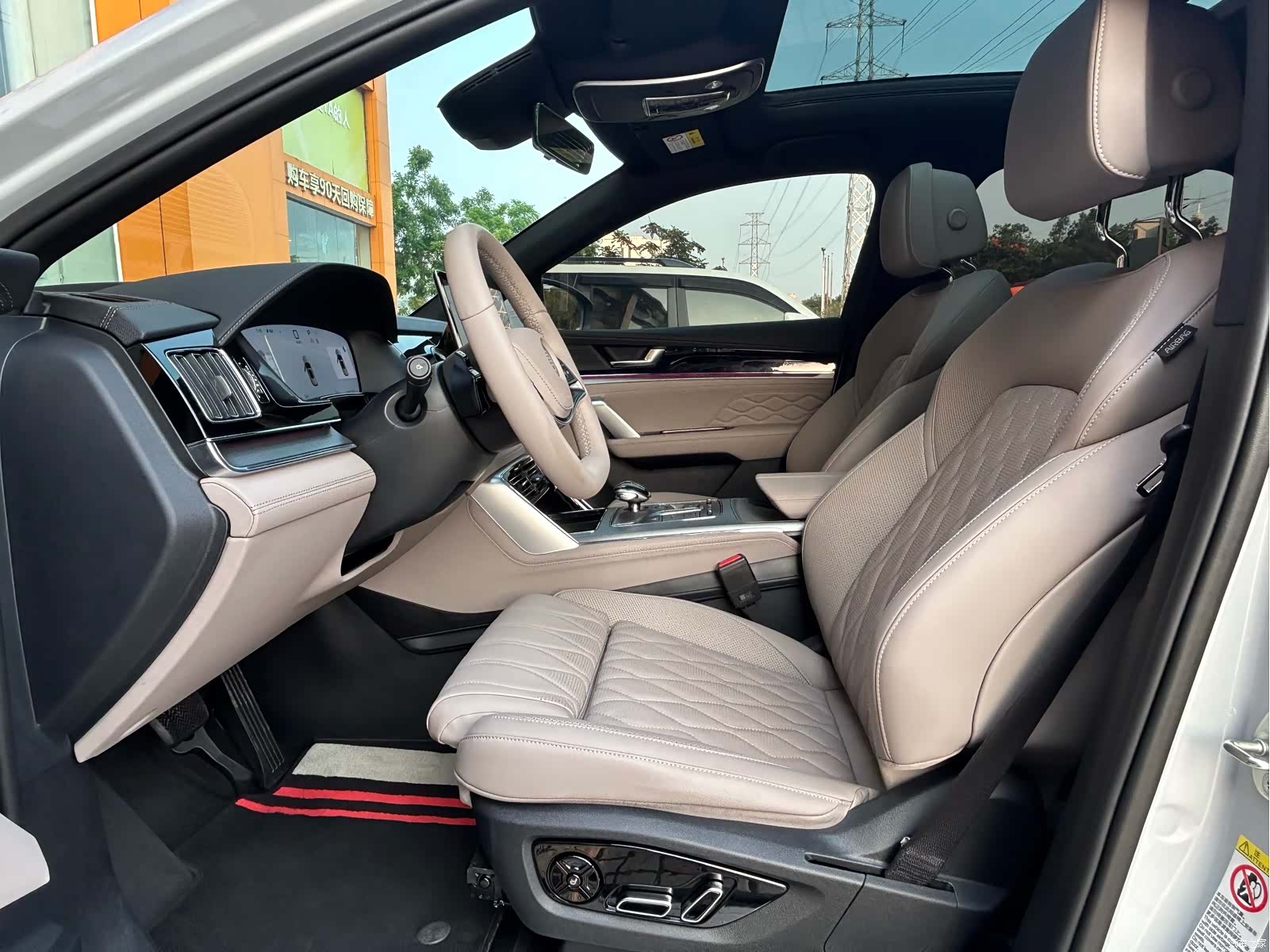 BYD Tang, 2025 10