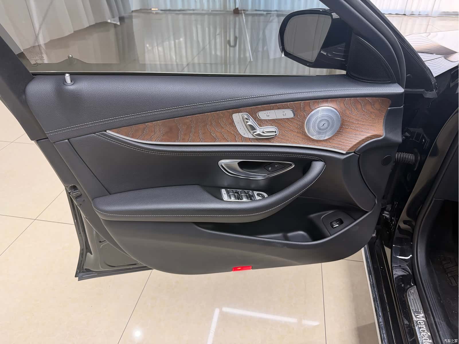 Mercedes-Benz E-Class, 2020 12