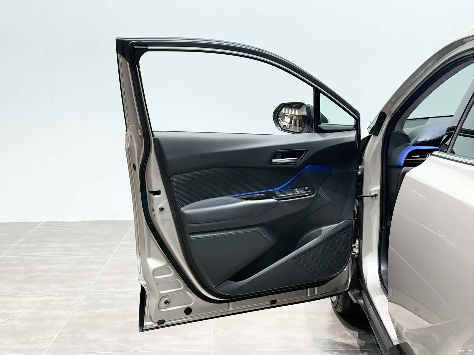 Toyota C-HR, 2021 15