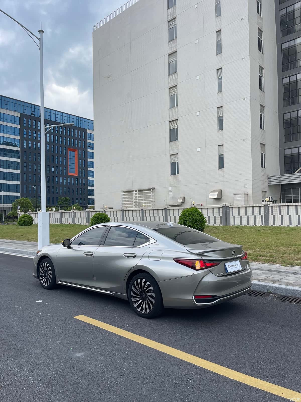 Lexus ES, 2023 7