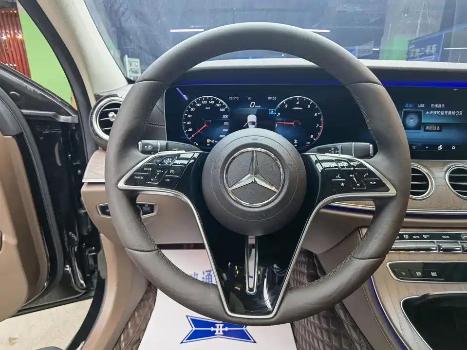 Mercedes-Benz E-class Mercedes-Benz E-class