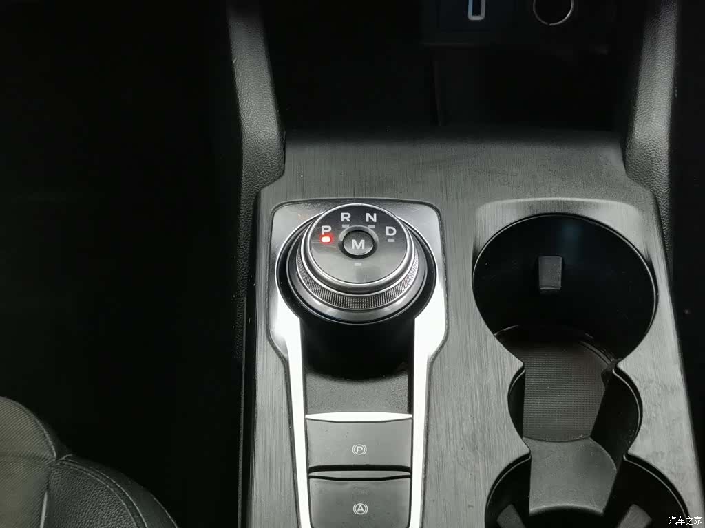 Ford Focus, 2020 13