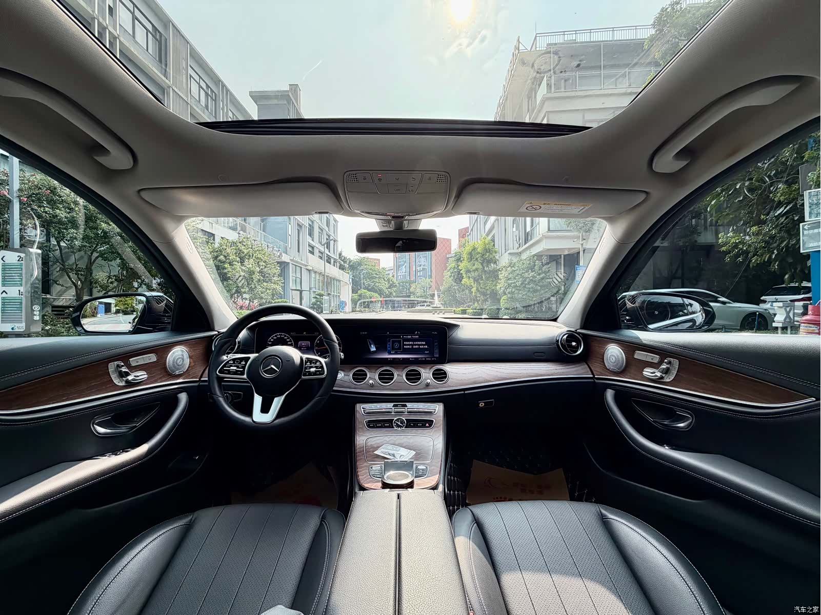Mercedes-Benz E-Class, 2020 16