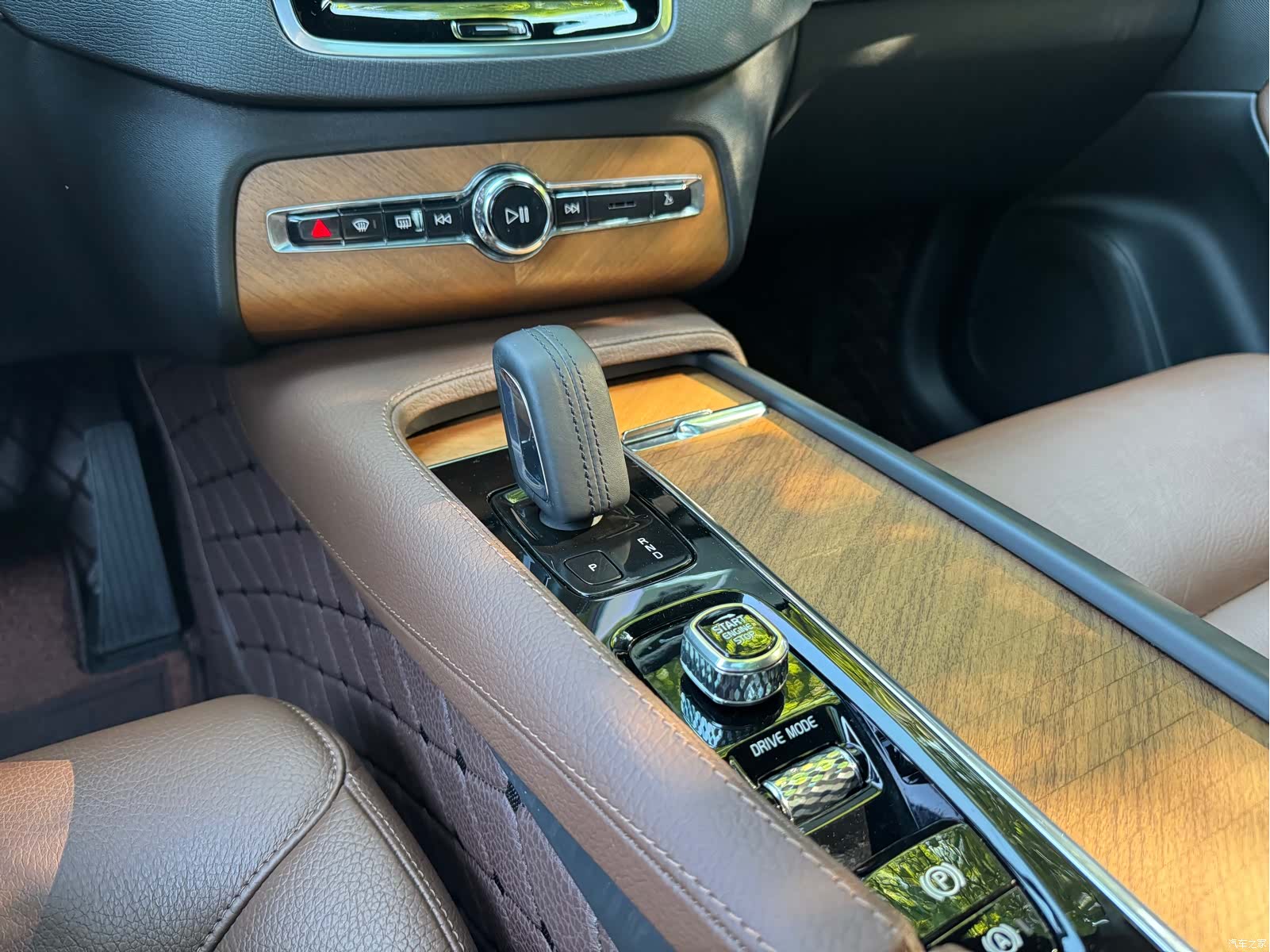Volvo XC90, 2021 11