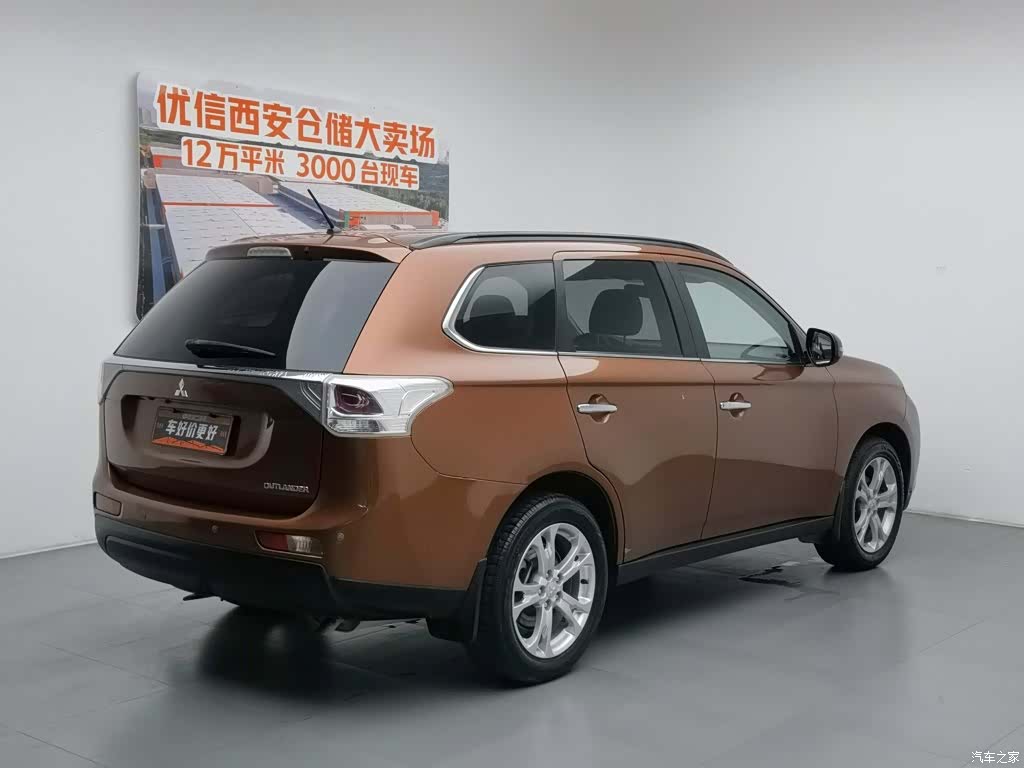 Mitsubishi Outlander, 2014 2