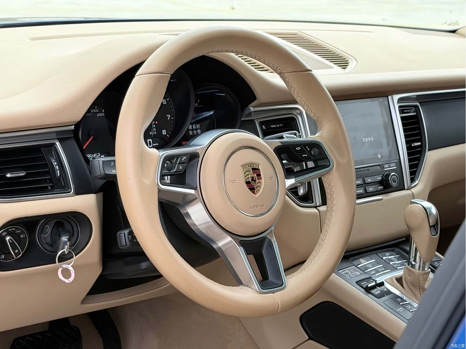 Porsche Macan, 2016 24