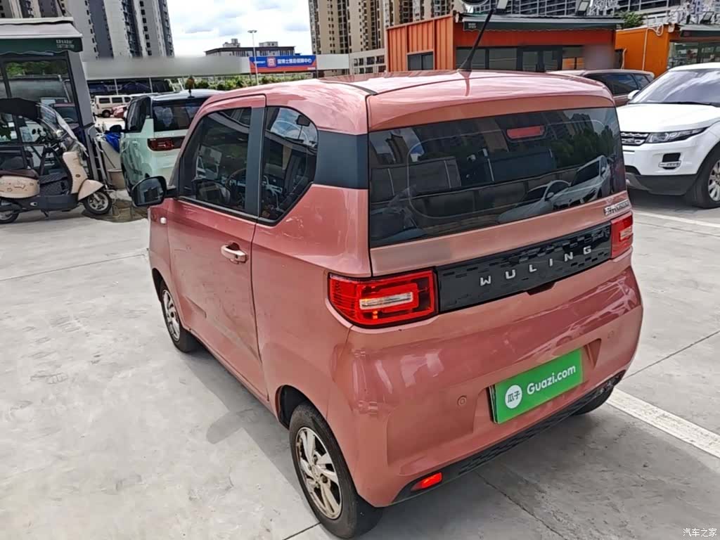 Wuling MINIEV, 2020 все фото