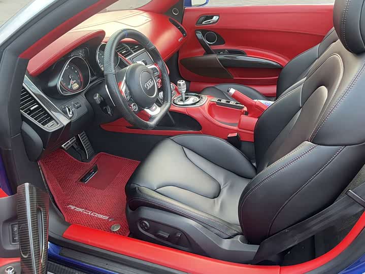 Audi R8 2014 Spyder 5.2 FSI quattro