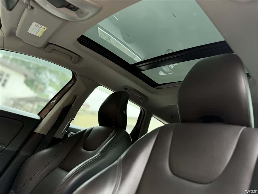Volvo XC60, 2017 15