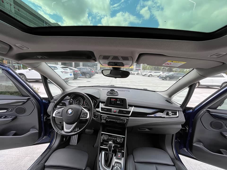 BMW 2 series station wagon