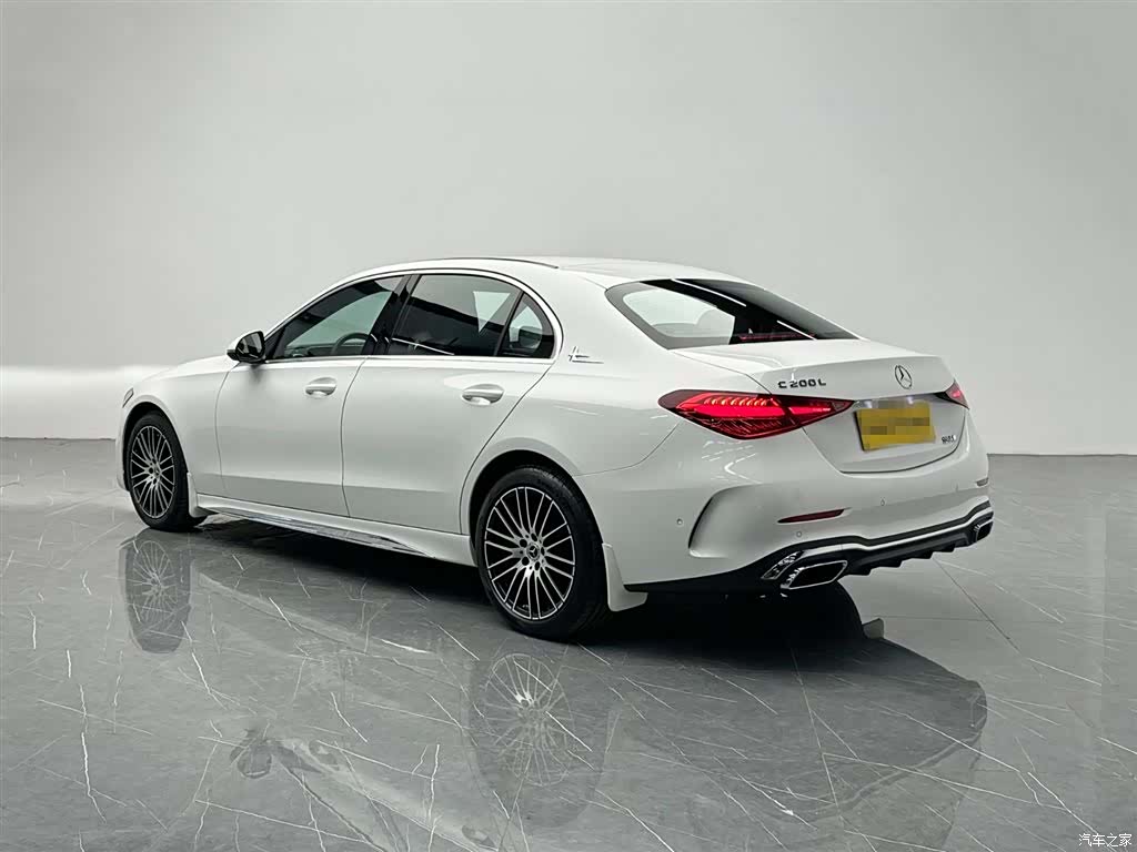 Mercedes-Benz C-Class, 2023 4