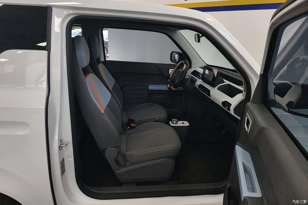 Geely Panda, 2025 8