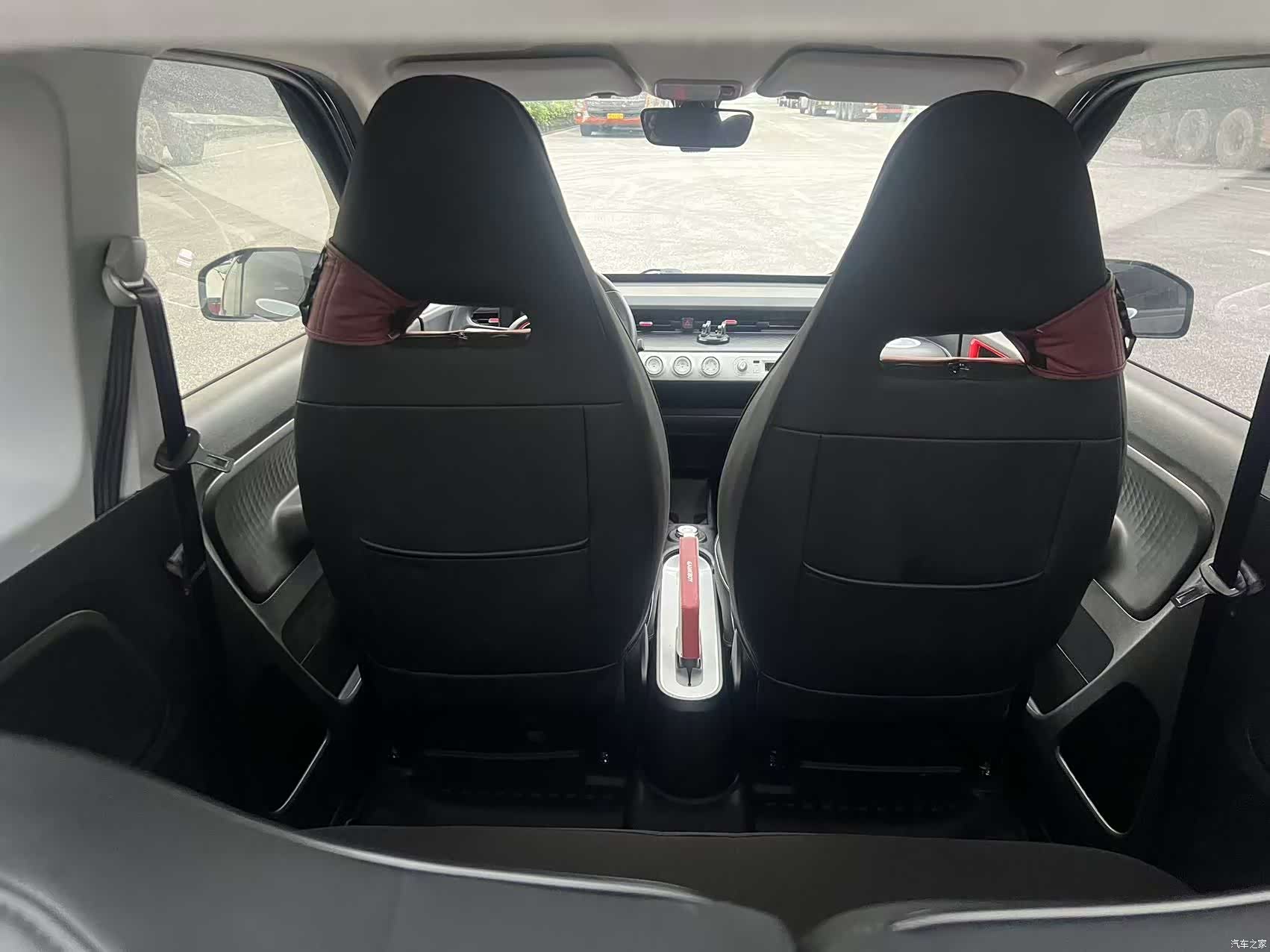 Wuling MINIEV, 2022 10