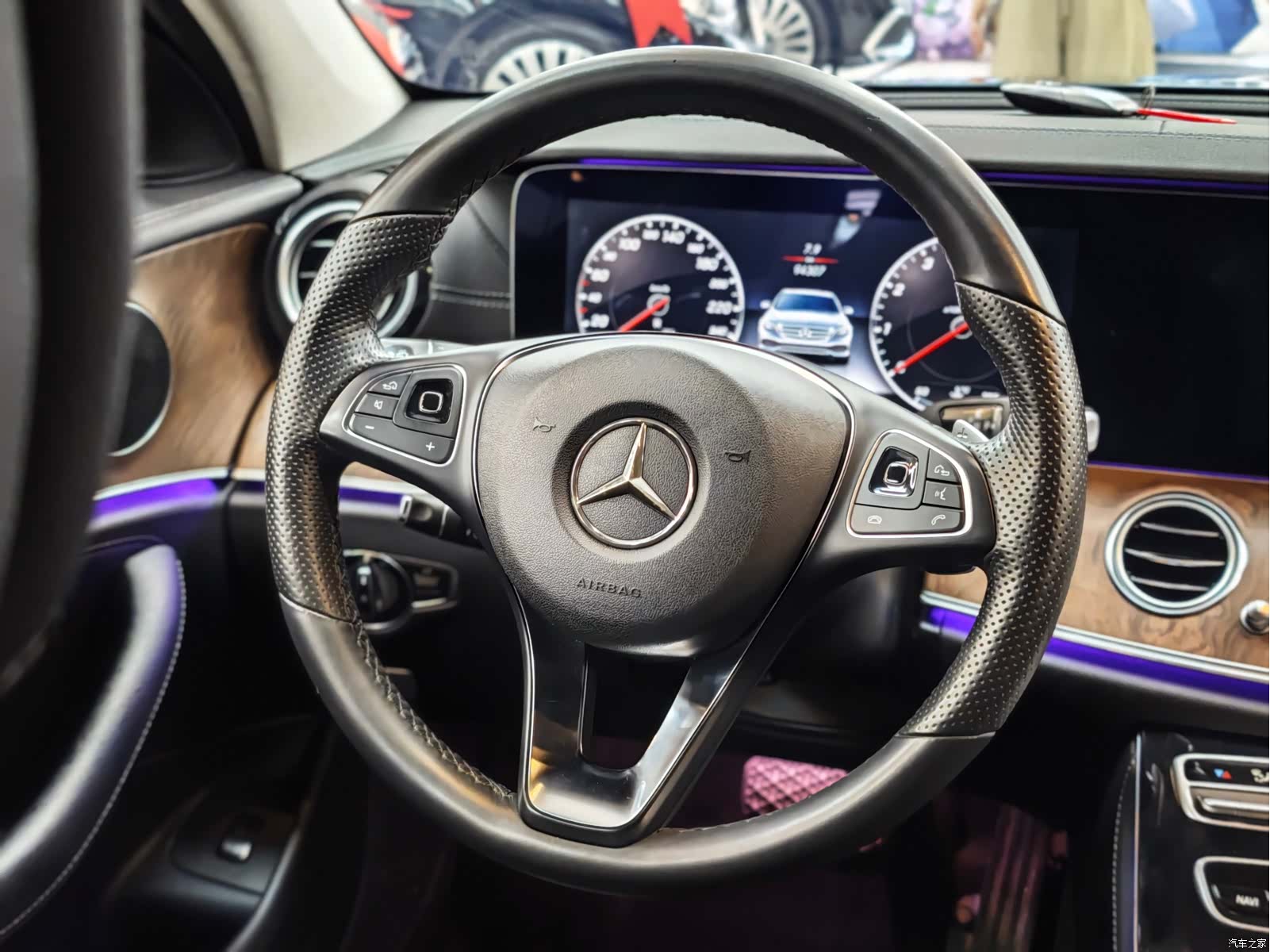 Mercedes-Benz E-Class, 2017 13