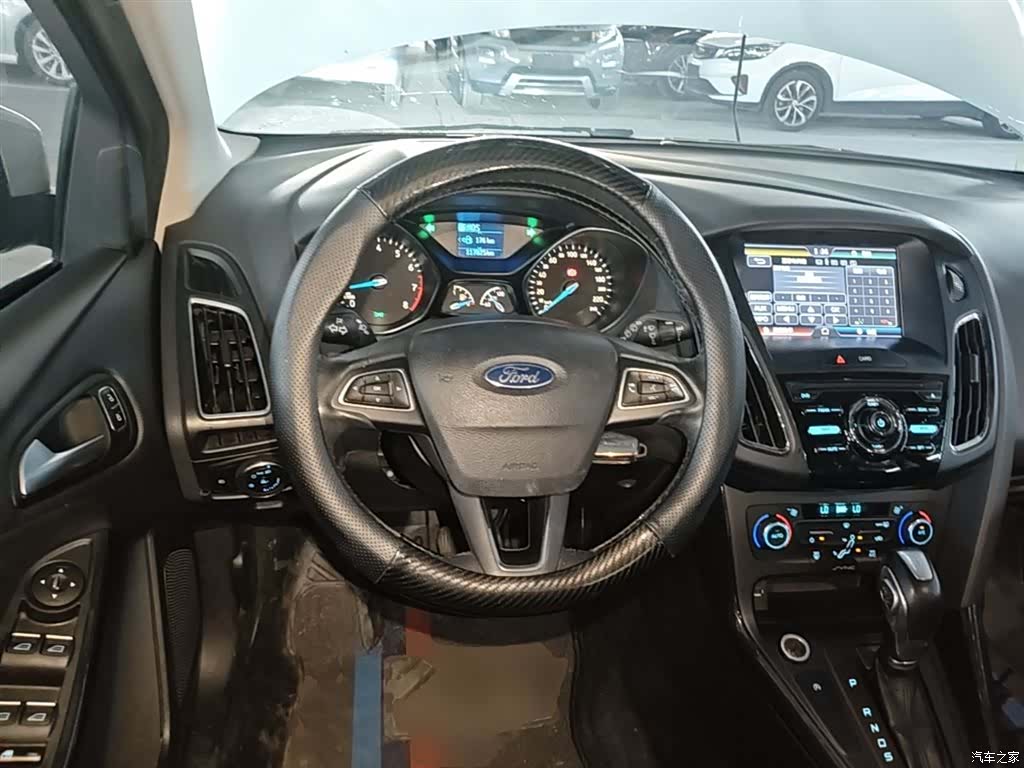 Ford Focus, 2016 11
