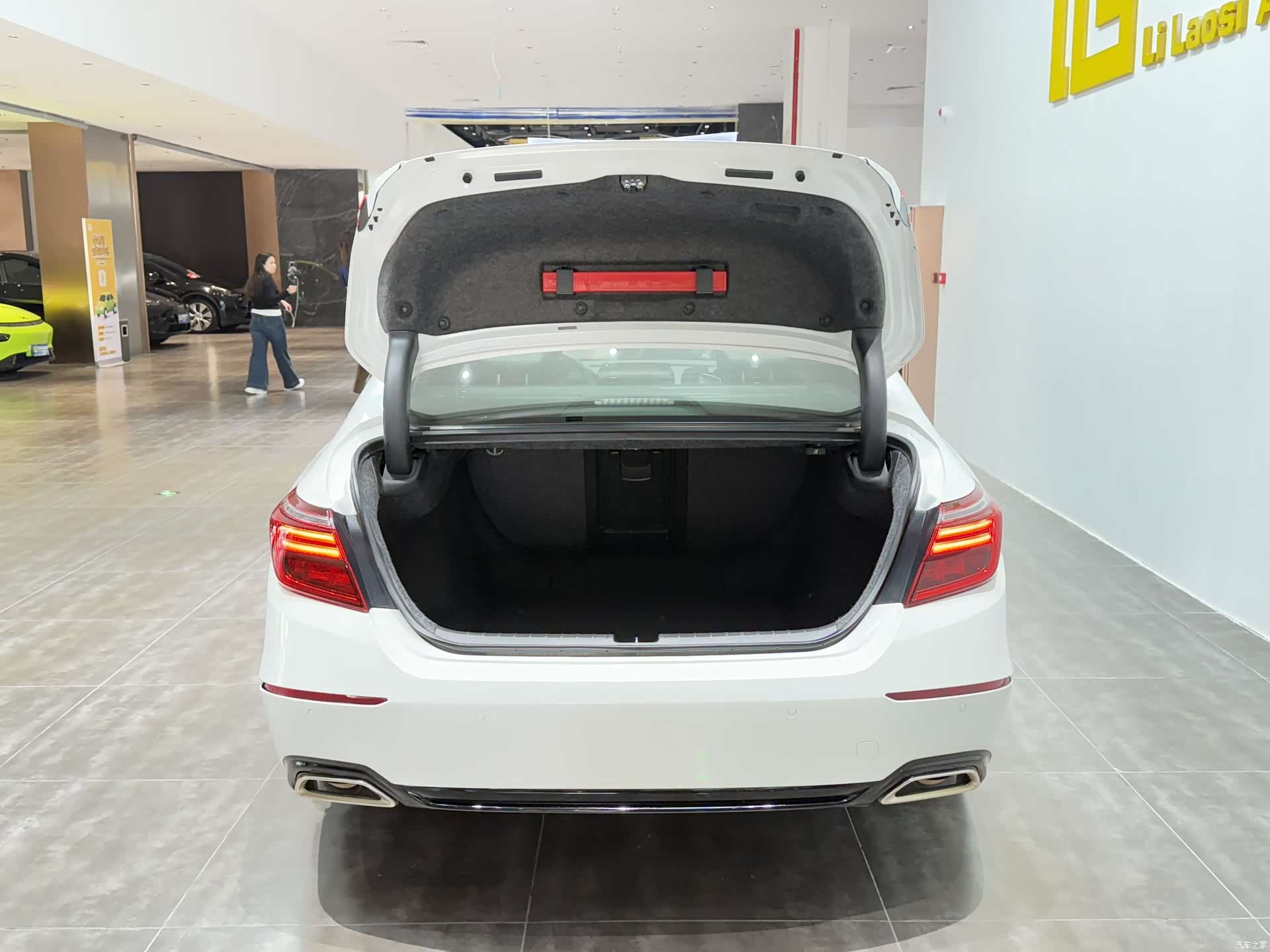 Honda Inspire, 2022 27