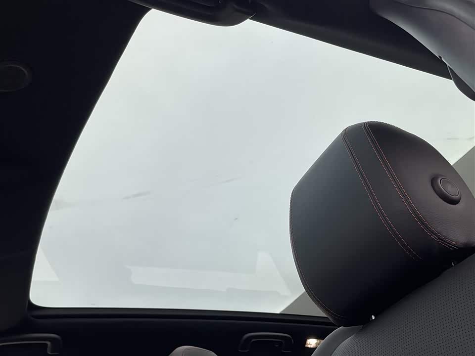 Land Rover Discover sports