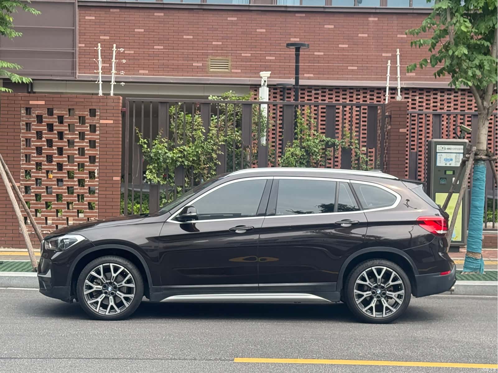 BMW X1, 2020 все фото
