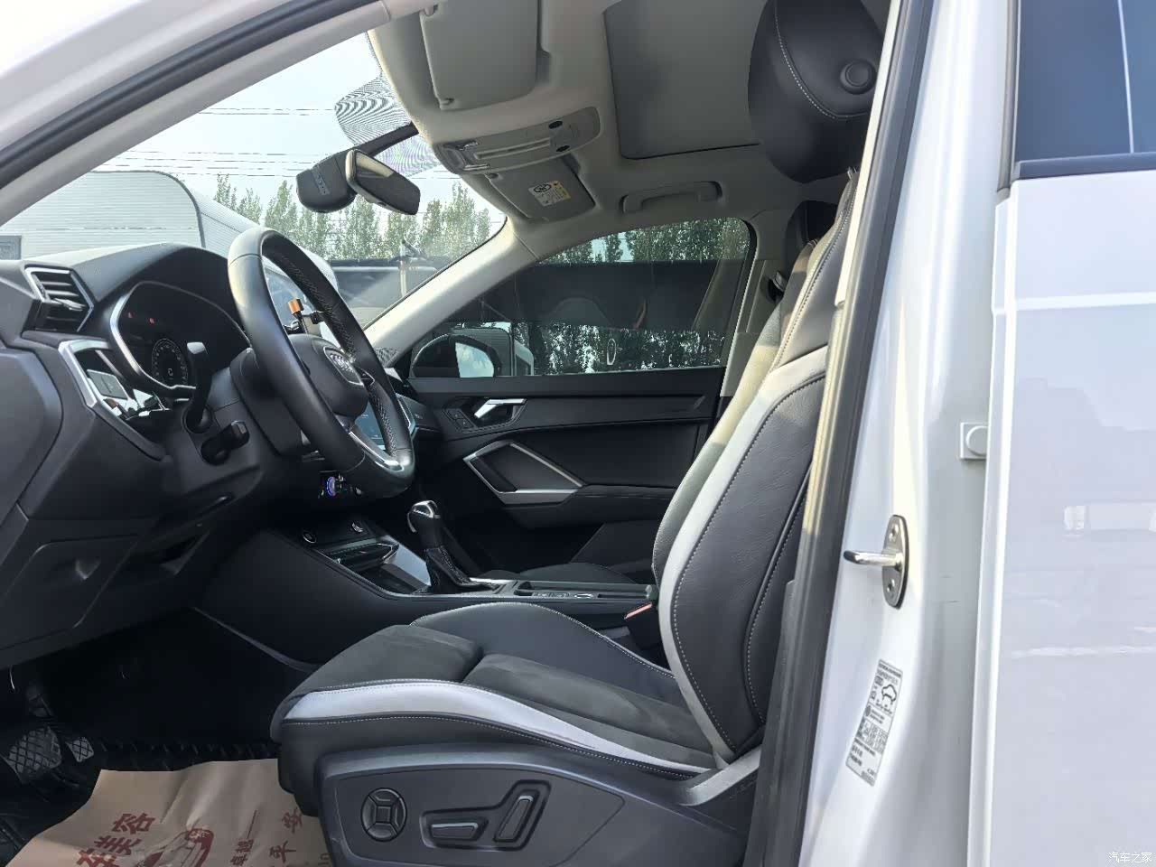 Audi Q3, 2022 4