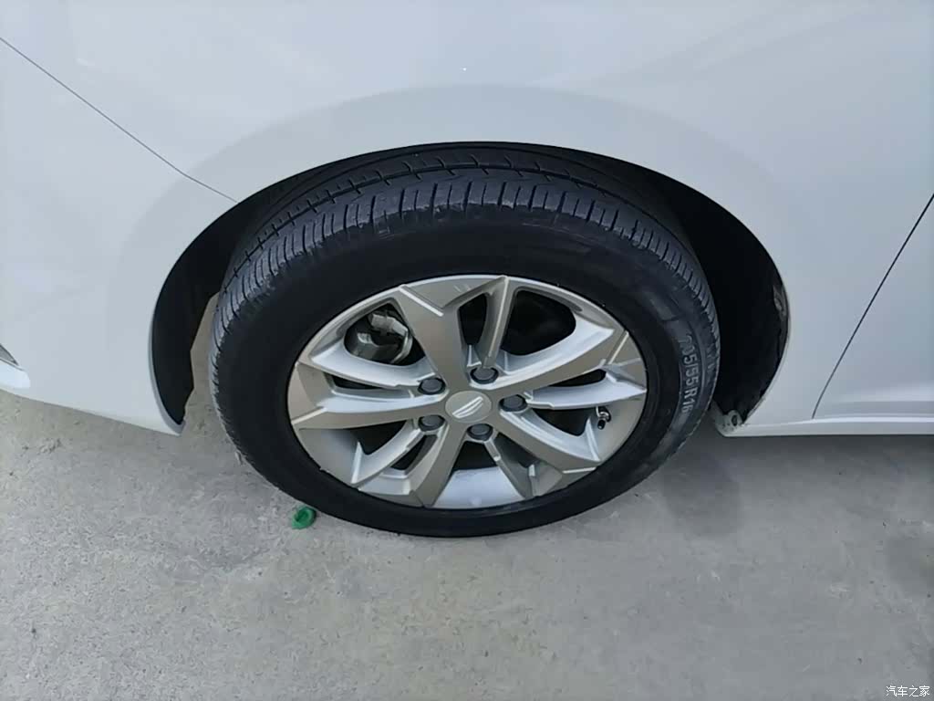 Geely Emgrand, 2021 23