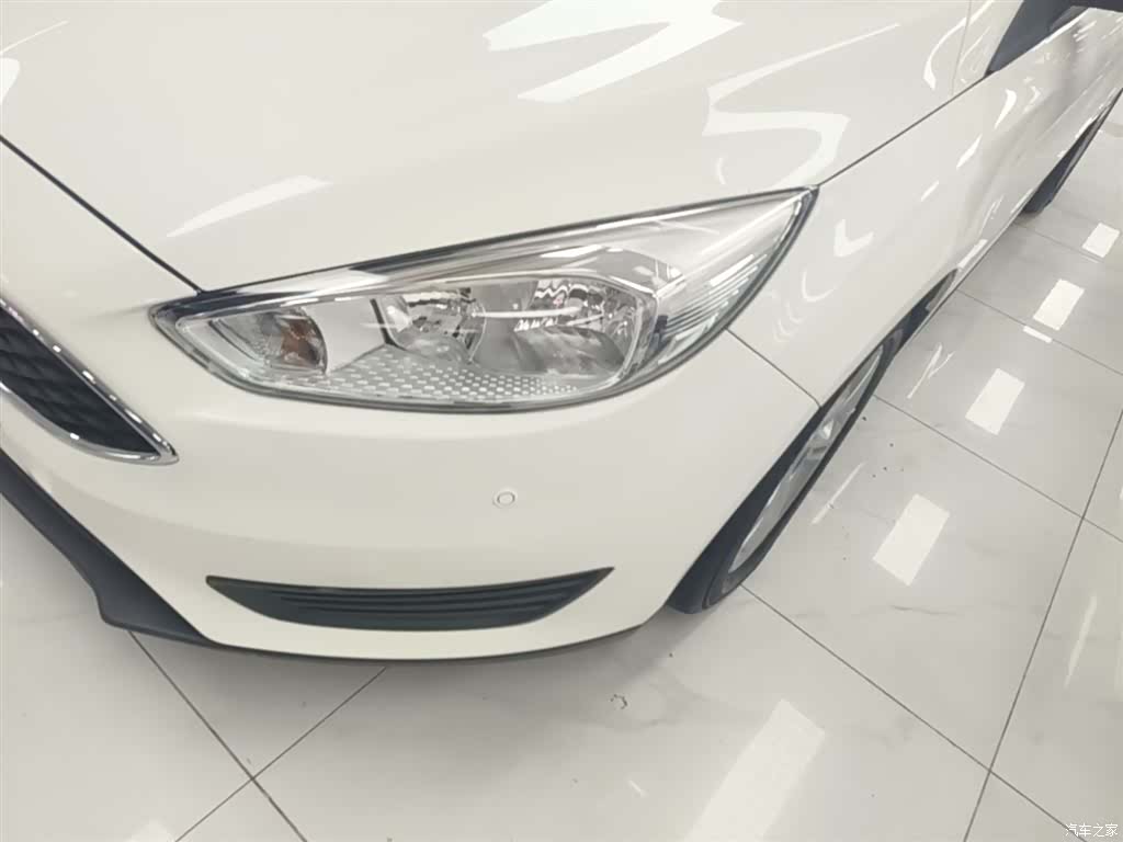 Ford Focus, 2019 24