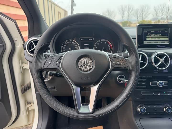 Mercedes-Benz B-Class, 2014 года фото 11