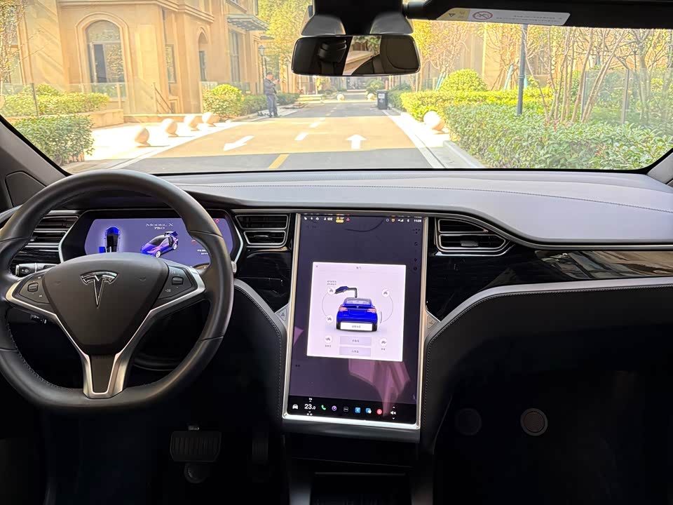 Tesla Model X
