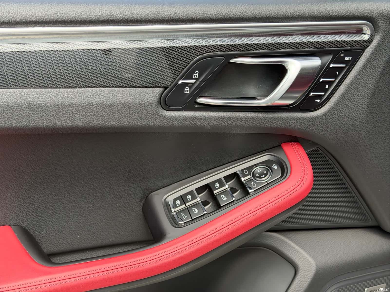 Porsche Macan, 2022 10