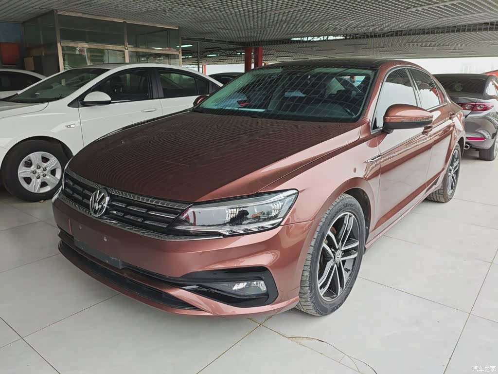 Volkswagen Lamando