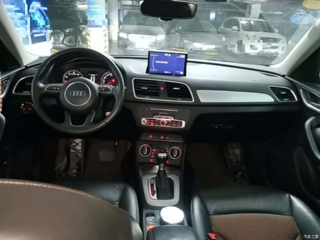 Audi Q3, 2018 10