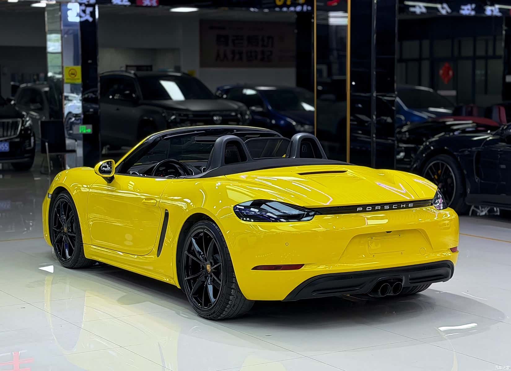 Porsche Boxster, 2019 10
