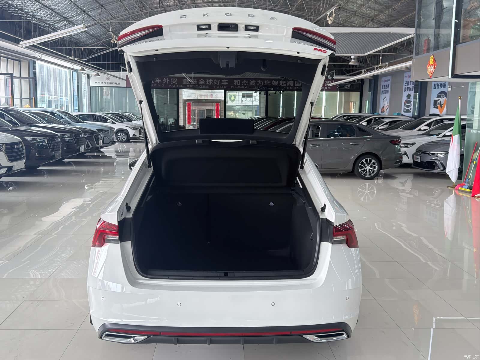 Skoda Octavia, 2023 12