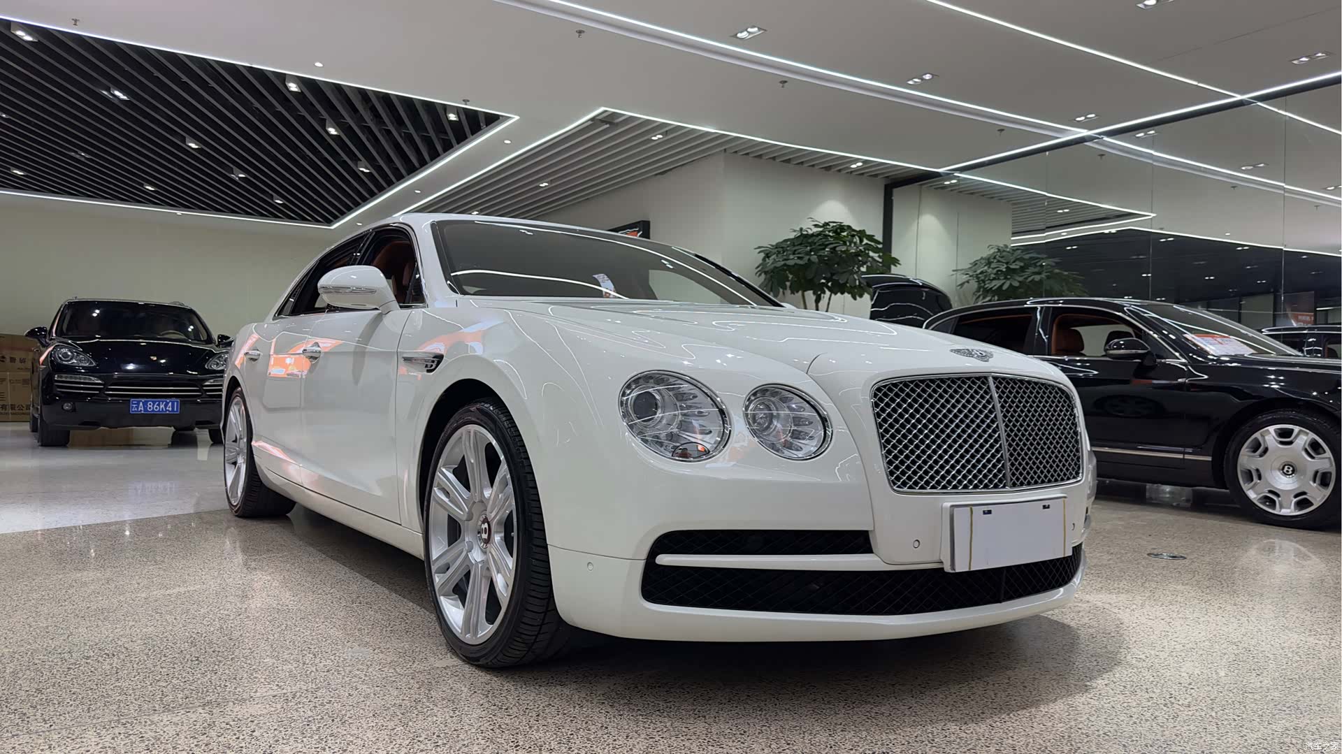 Bentley Flying Spur, 2017 3
