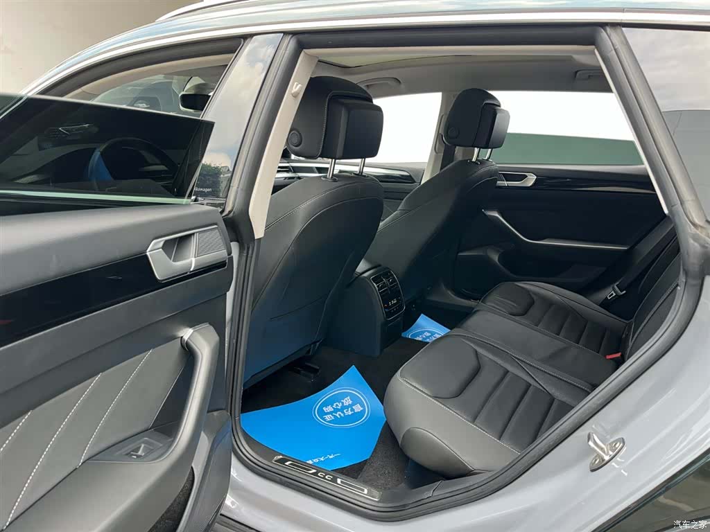 Volkswagen CC, 2022 28