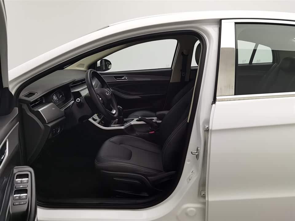 Chery Arrizo 5