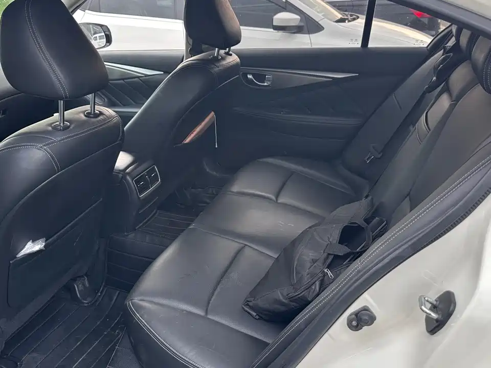 Infiniti Q50L Infiniti Q50L