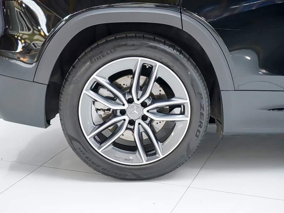 Mercedes-Benz GLB AMG