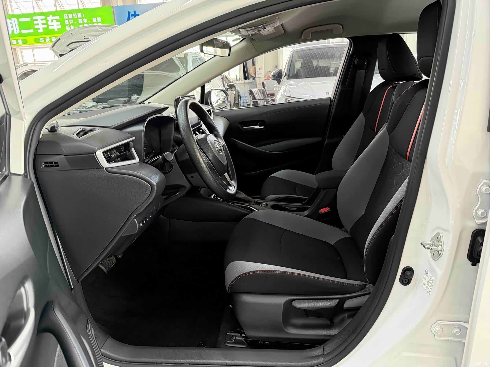 Toyota Corolla, 2023 8