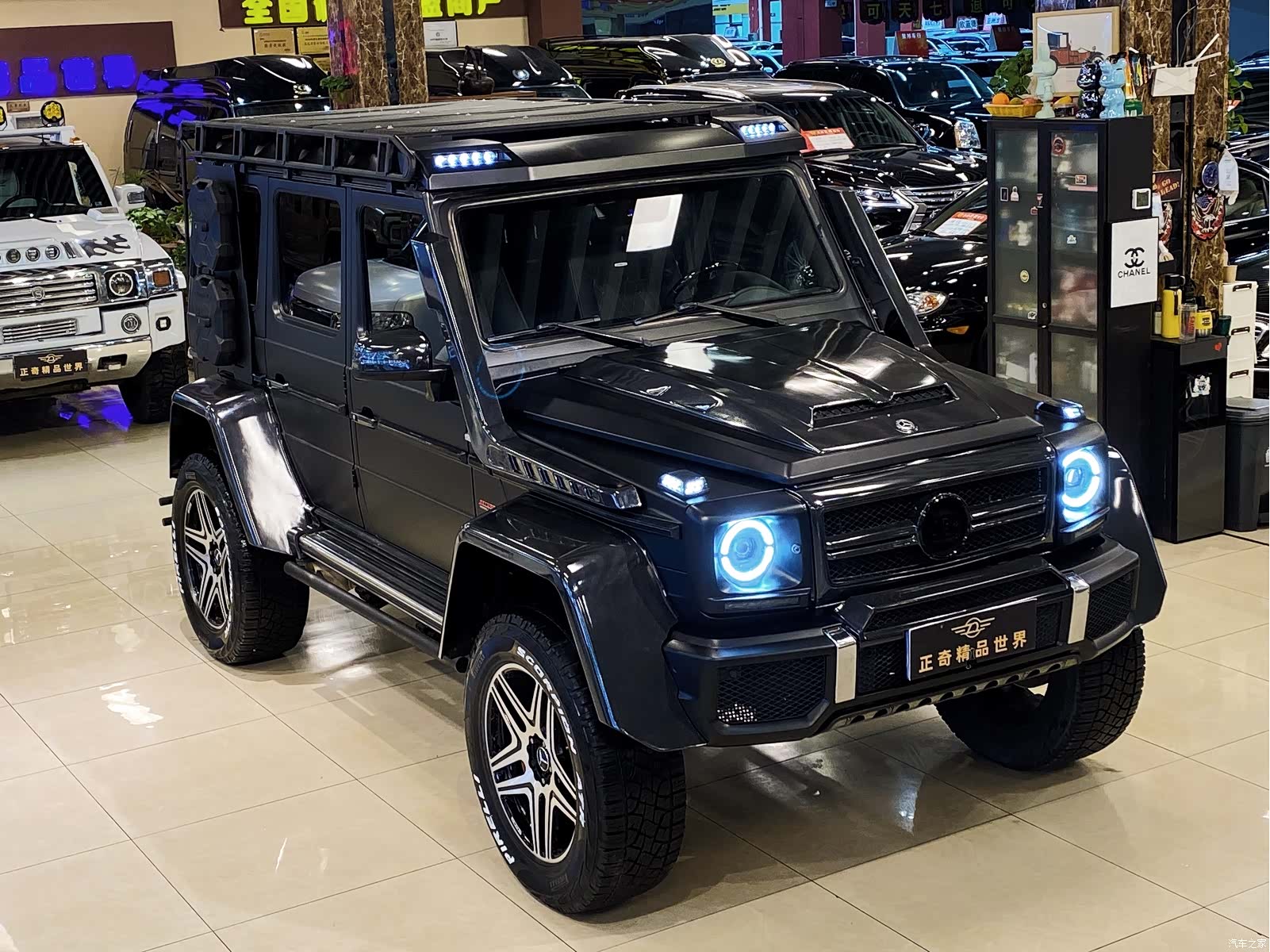 Mercedes-Benz G-Class, 2011 18
