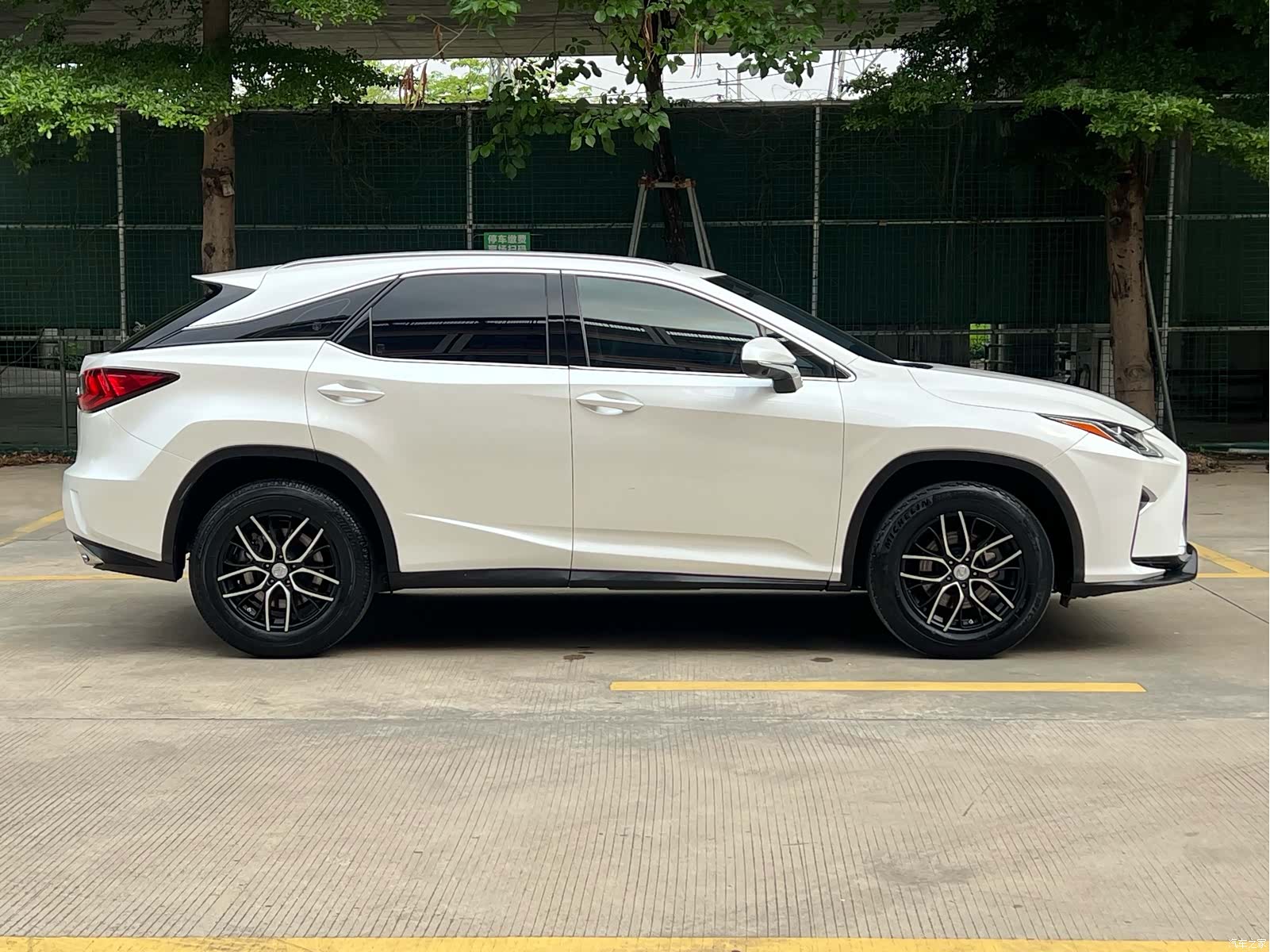 Lexus RX, 2016 2
