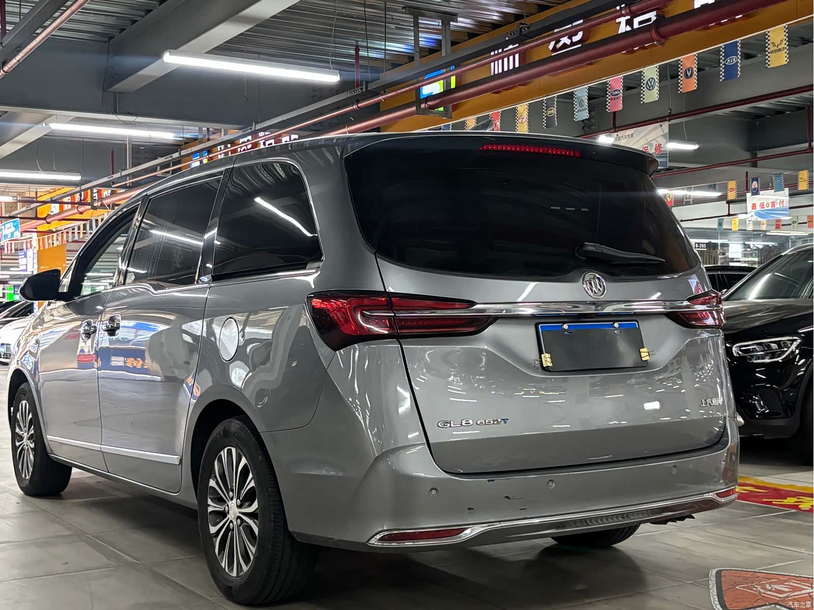 Buick GL8, 2022 9