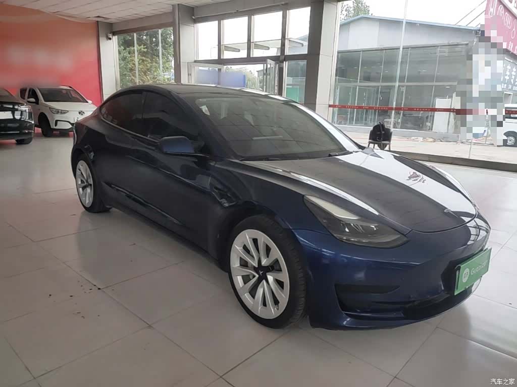 Tesla Model 3, 2023 4