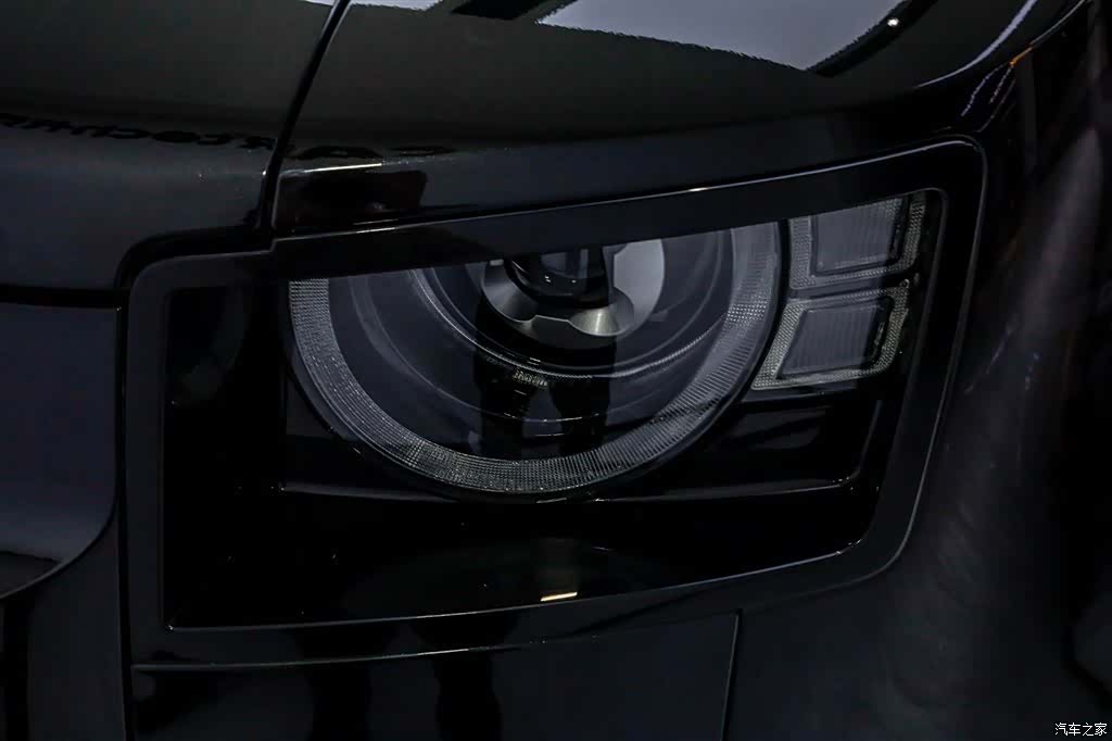 Land Rover Defender, 2023 37