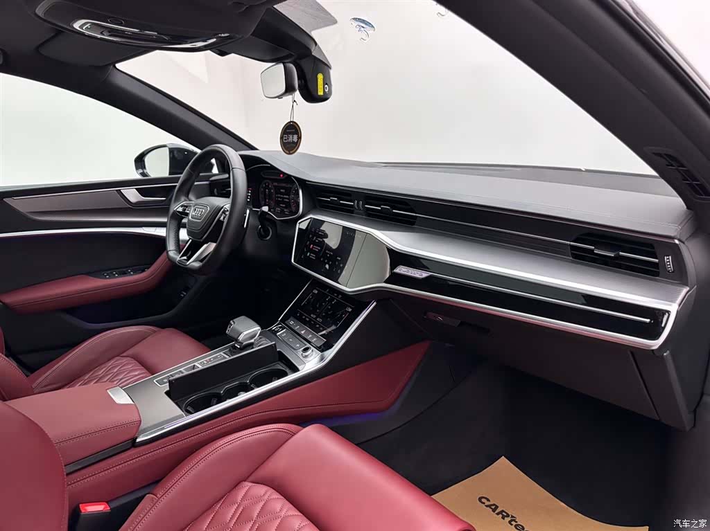 Audi A7L, 2024 11