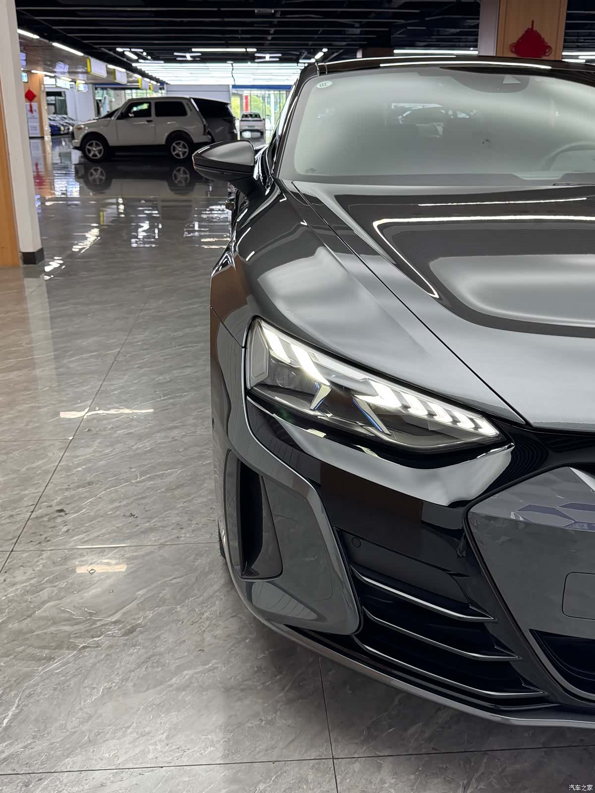Audi e-tron, 2023 23