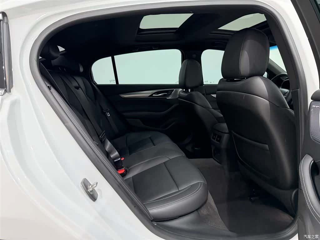 Cadillac CT5, 2022 20