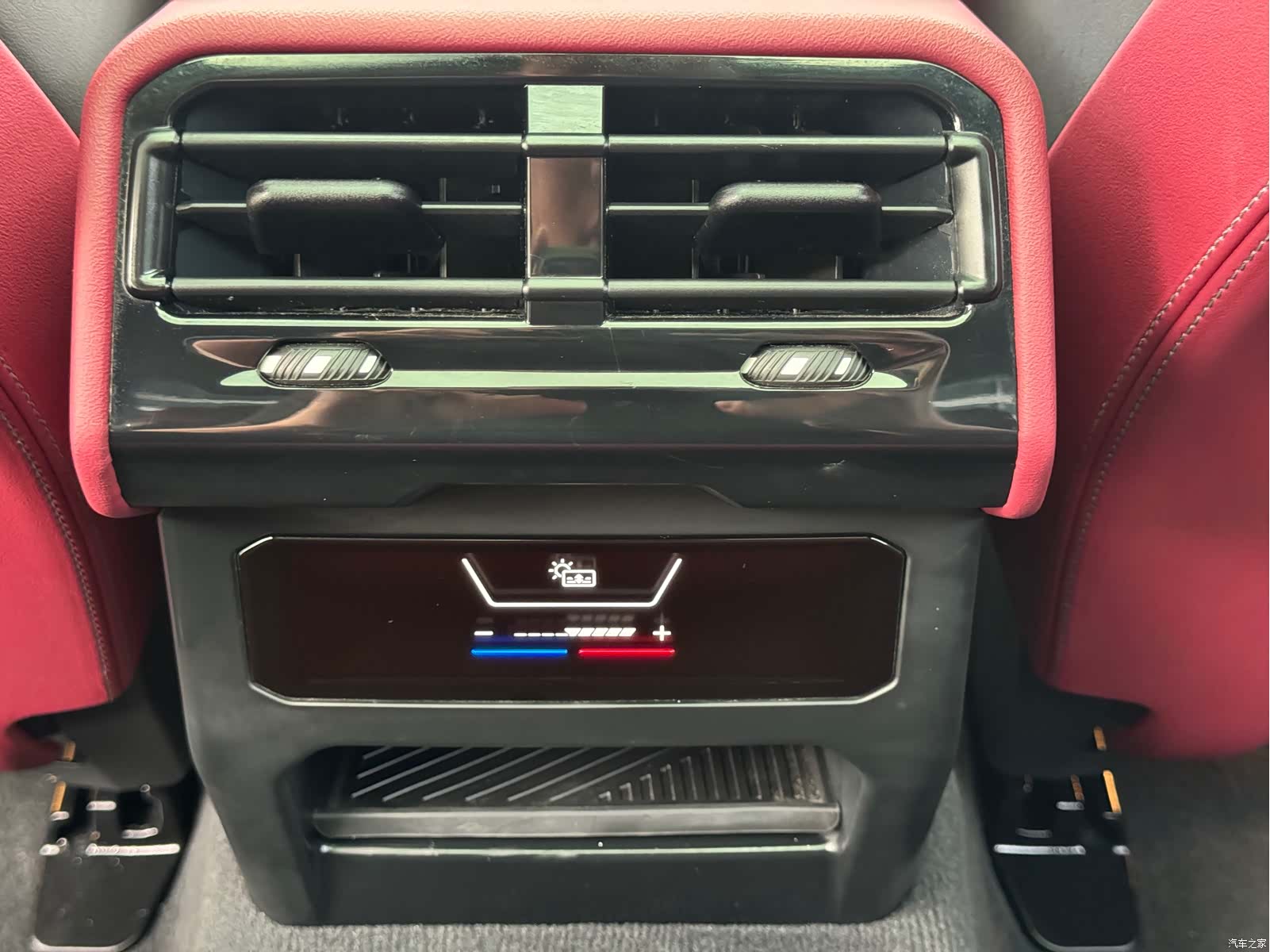 BMW i5, 2024 9