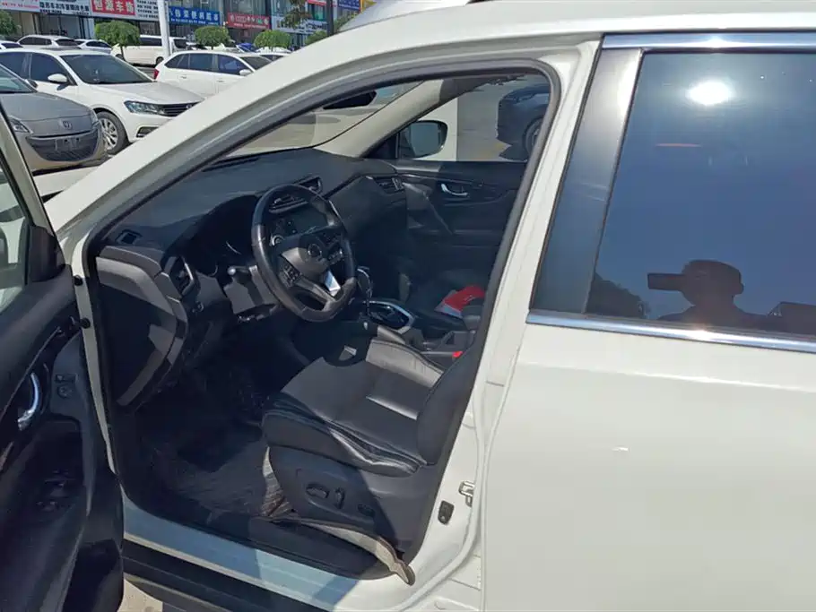 Nissan Qijun Nissan Qijun
