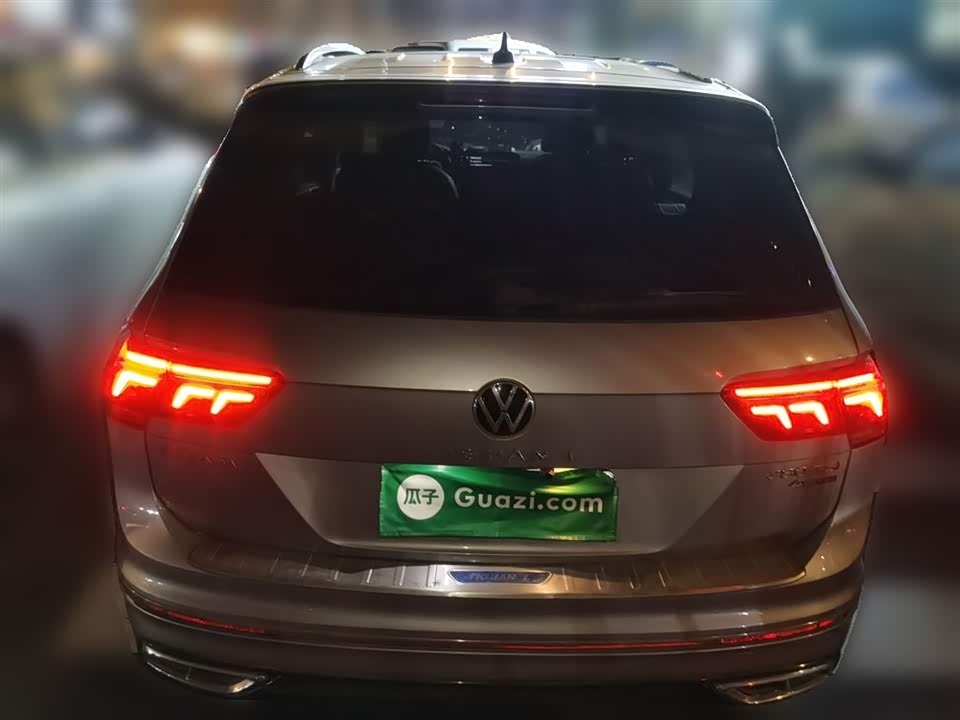 Volkswagen Tiguan L