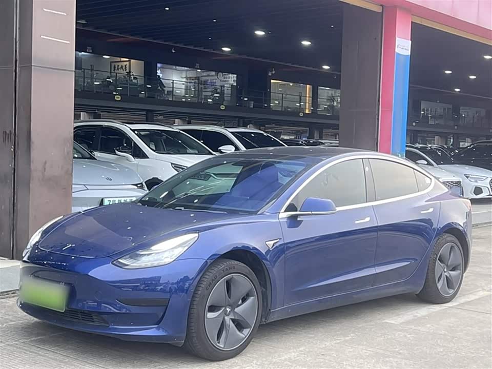 Tesla Model 3 Tesla Model 3